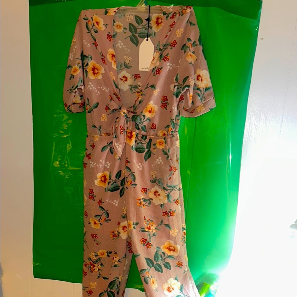 Red+ Olive Floral Pink Jumpsuit with Tie Waist, Lining, Size Small, NWT.